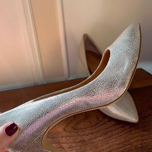 JCREW silver pebbled pumps
